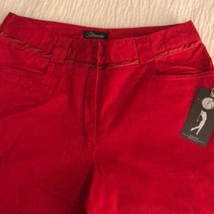 Titania of Australia cropped pants, 6